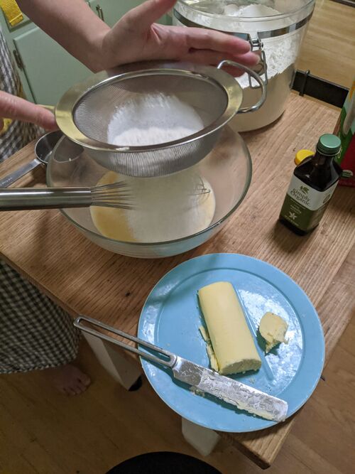 German Pancake Baking 12.jpg